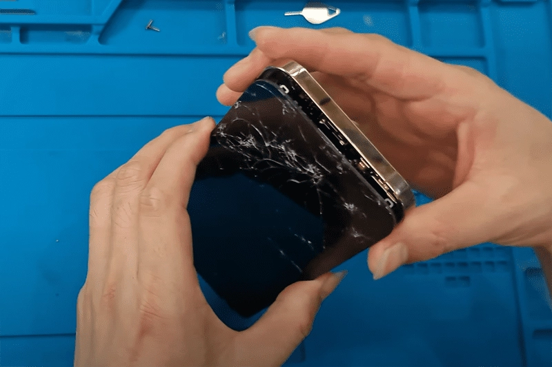 Thay Màn Hình iPhone 12 PRO