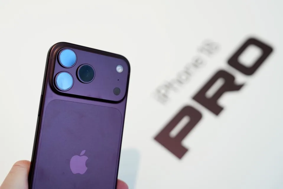 iOS 27.0.1 sắp ra mắt: iPhone có nên cập nhật ngay? | Tâm Đức Mobile 2 iOS 27.0.1 sắp ra mắt: iPhone có nên cập nhật ngay? | Tâm Đức Mobile