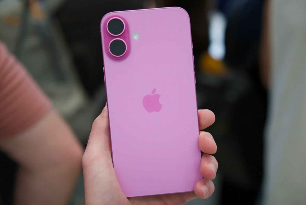 iPhone 16 Plus Hồng hợp mệnh nào? Đánh giá chi tiết | Tâm Đức Mobile 1 iPhone 16 Plus Hồng hợp mệnh nào? Đánh giá chi tiết | Tâm Đức Mobile