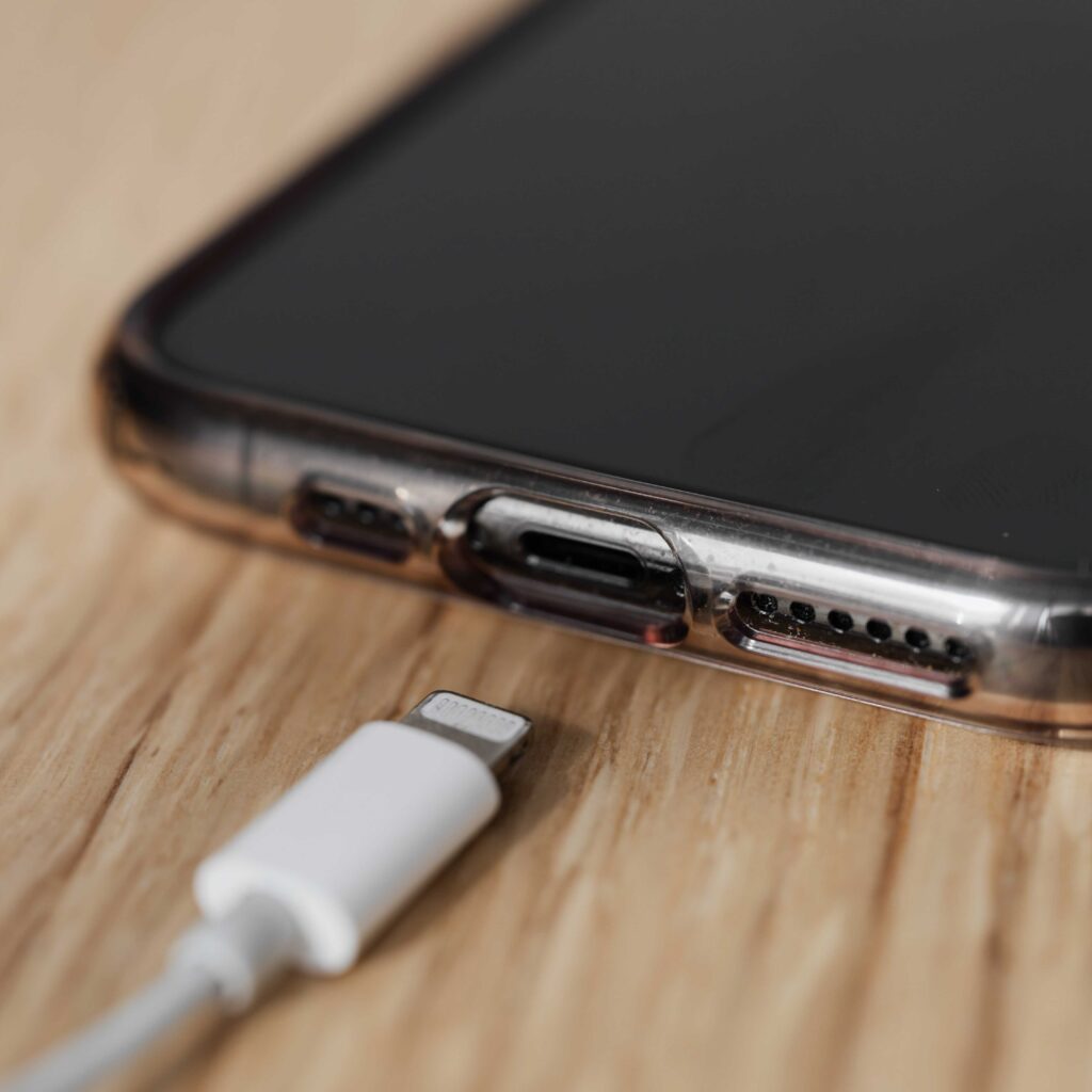 iPhone tụt pin qua đêm: 7 bước tìm đúng nguyên nhân 2 iPhone tụt pin qua đêm: 7 bước tìm đúng nguyên nhân
