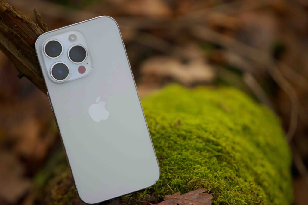 So sánh iPhone 15 Pro và iPhone 15 Pro Max năm 2026: Nên mua máy nào? | Tâm Đức Mobile 3 So sánh iPhone 15 Pro và 15 Pro Max năm 2026: Nên mua máy nào?